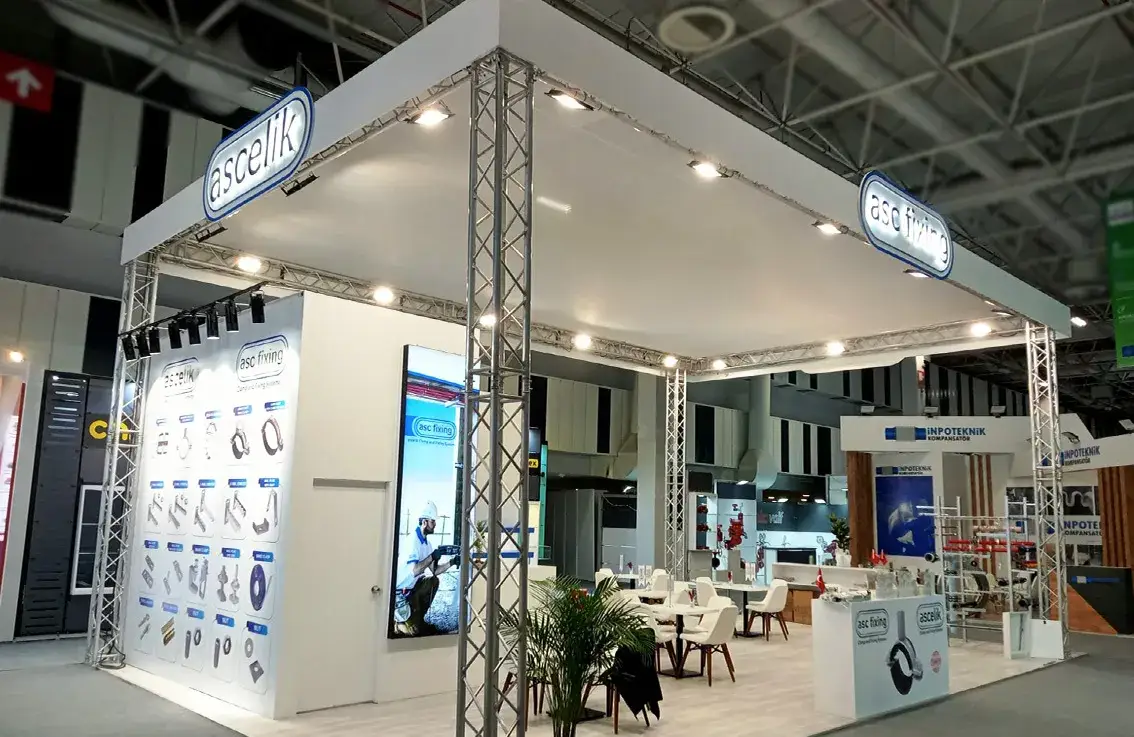 Asçelik için kurulan truss sistem fuar standı