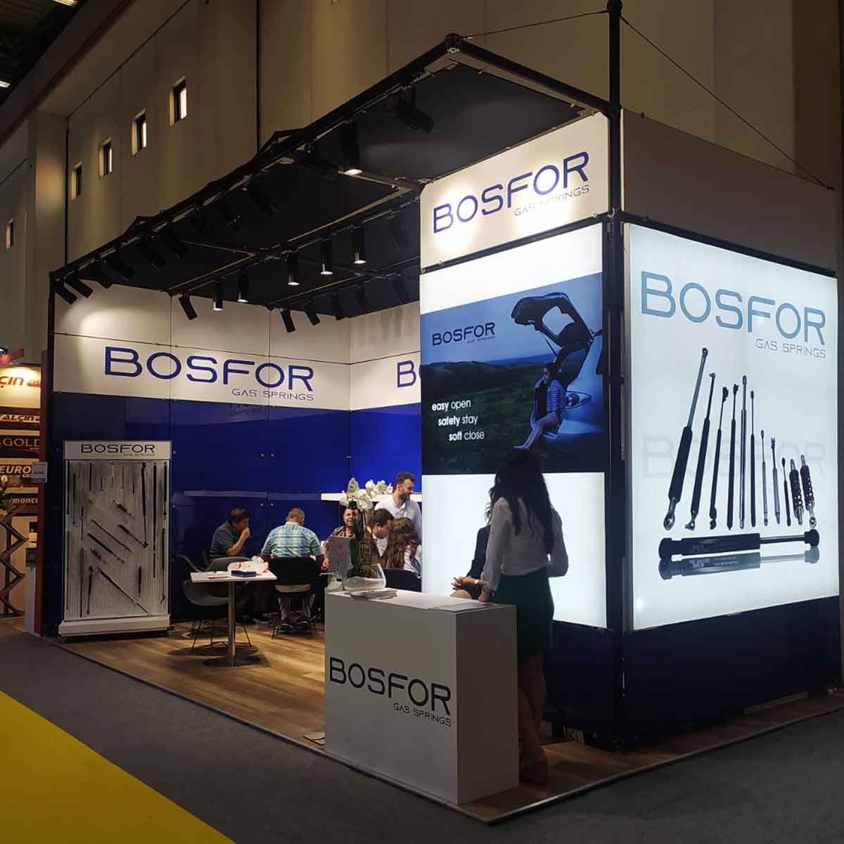 Bosfor Fuar Standı | Modern ve Fonksiyonel Tasarımlar